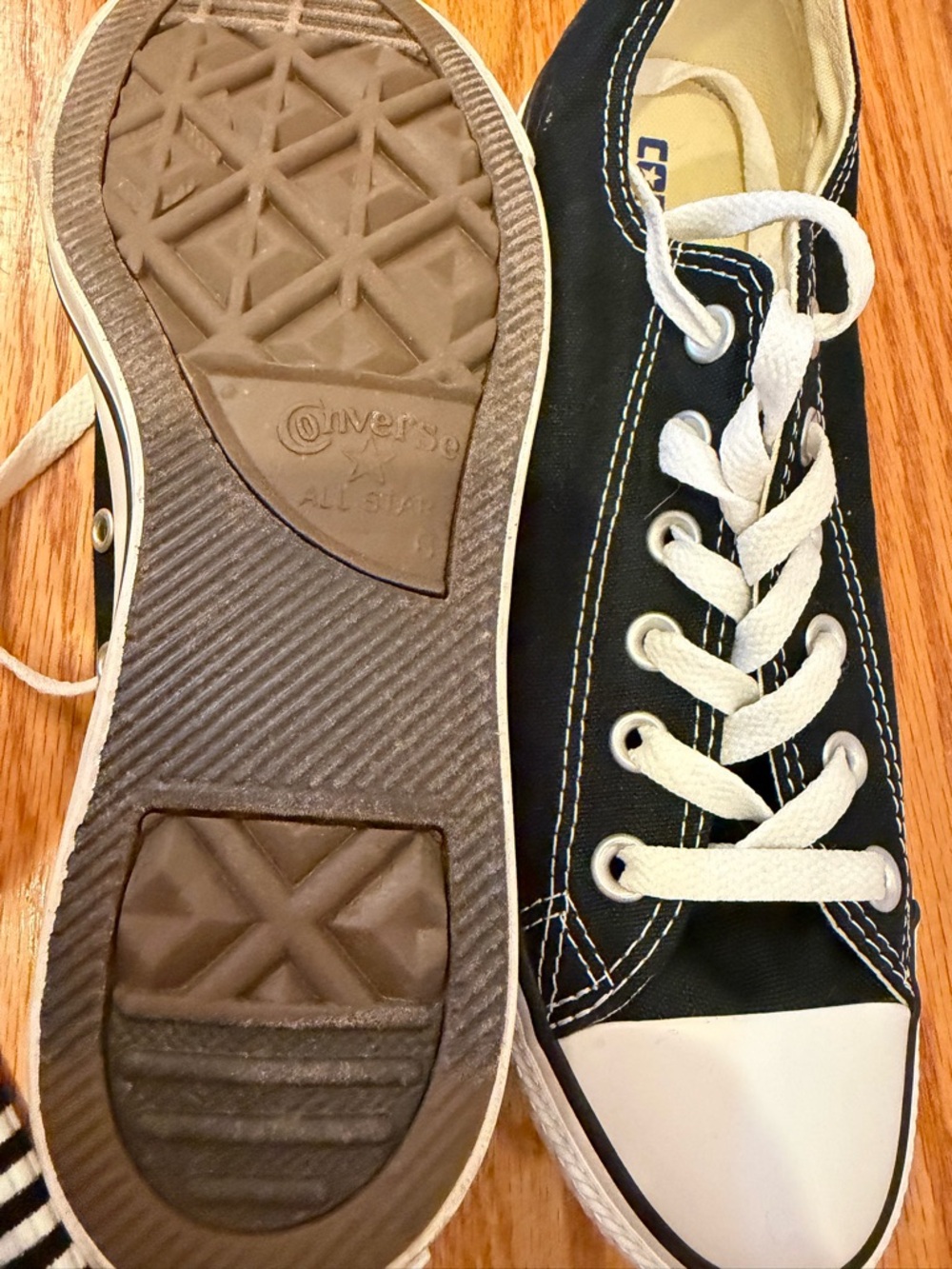 Converse Low Top Sneakers - Black & White